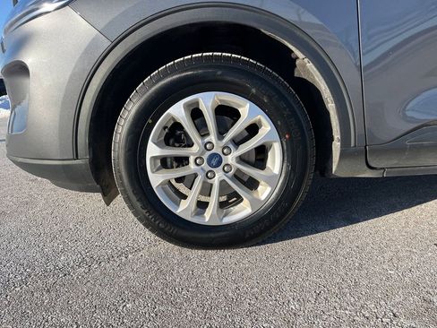 Used 2022 Ford Escape SE image 24