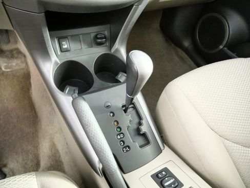Used 2006 Toyota RAV4 Limited AWD/4WD image 20