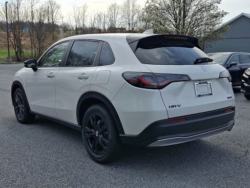 New 2026 Honda HR-V Sport image 4