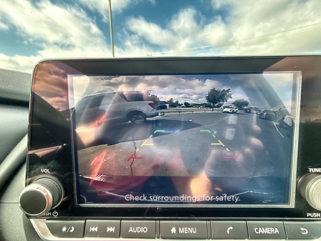 Used 2024 Nissan Rogue SV FWD image 20