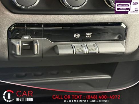 Used 2024 RAM 3500 Big Horn image 32