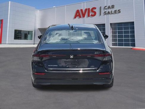 Used 2025 Honda Accord LX image 7