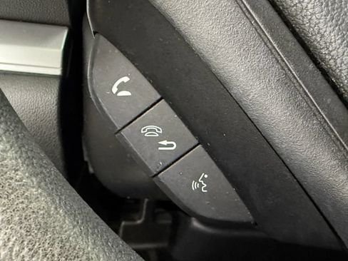 Used 2015 Honda CR-V LX image 11