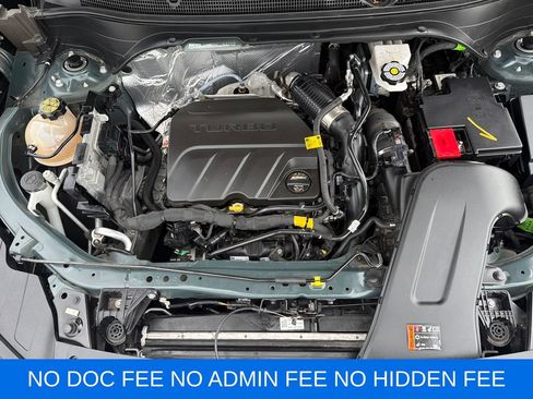Used 2025 Chevrolet Trax LT FWD image 23