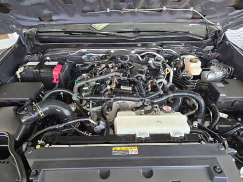 Used 2024 Toyota Tacoma TRD Off-Road image 9