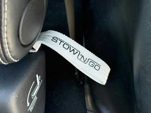 Used 2025 Chrysler Pacifica Select FWD image 33