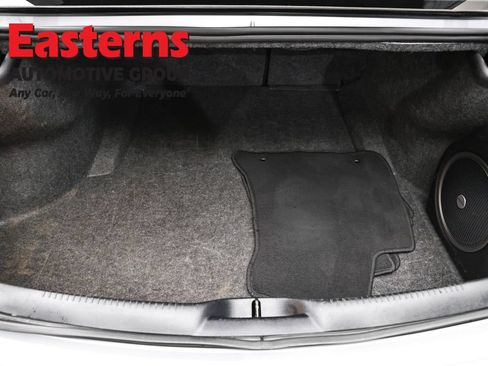 Used 2023 Chrysler 300 S RWD image 9