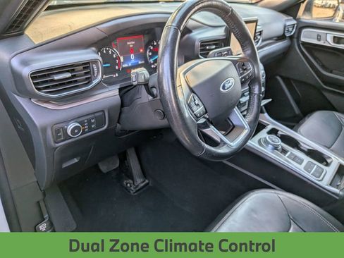 Used 2020 Ford Explorer Limited w/ Class III Trailer Tow Package image 12