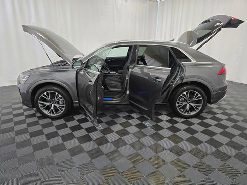 Used 2025 Audi Q8 Premium Plus w/ Premium Plus Package image 12