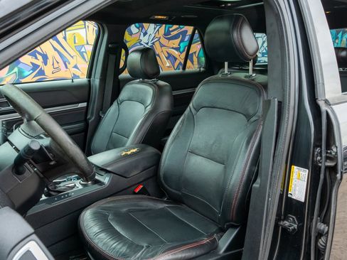 Used 2017 Ford Explorer Sport AWD/4WD image 33