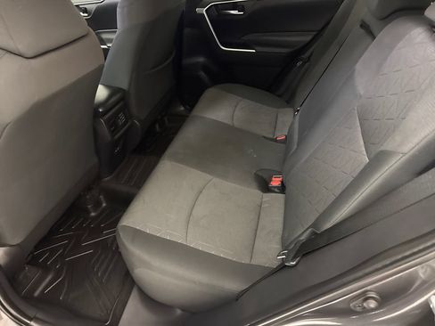 Used 2024 Toyota RAV4 XLE FWD image 15