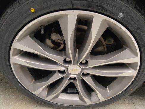 Used 2021 Chevrolet Malibu LT image 31