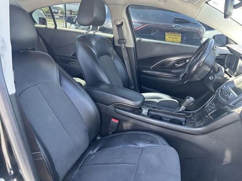 Used 2016 Buick LaCrosse FWD image 40