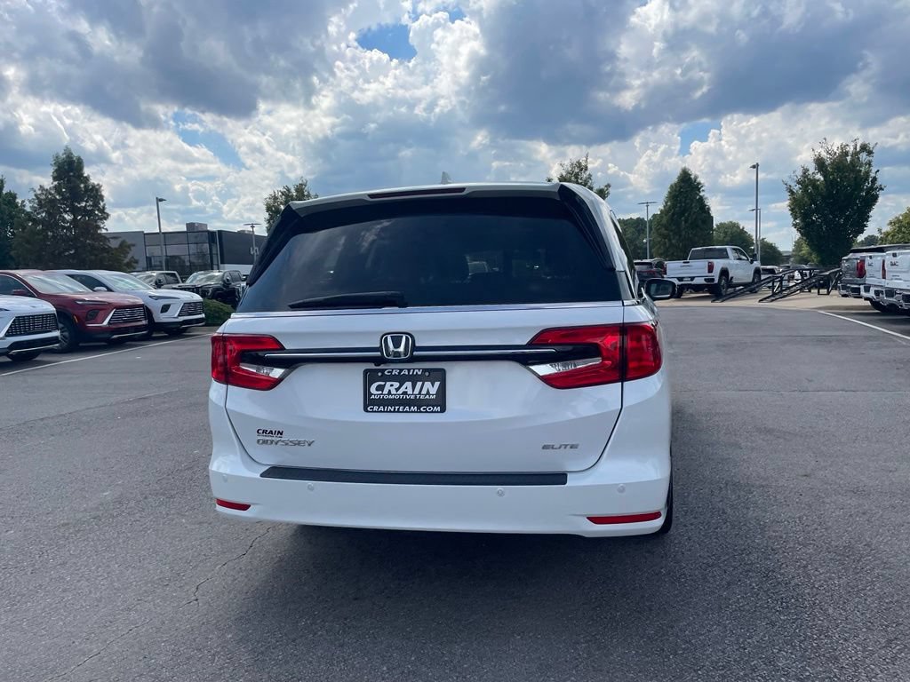 Used 2023 Honda Odyssey Elite image 7