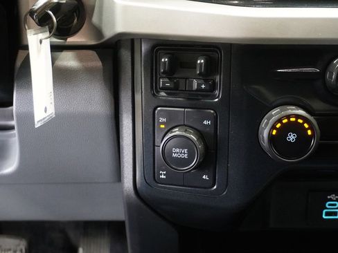 Used 2023 Ford F250 XLT image 18