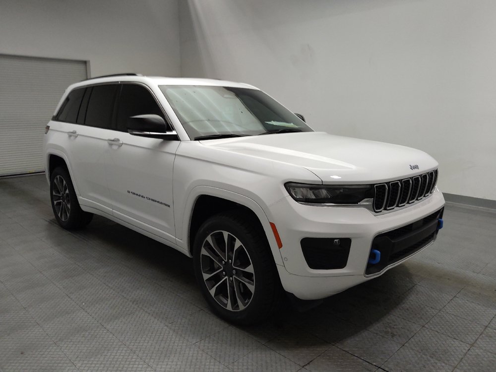 Used 2022 Jeep Grand Cherokee Overland AWD/4WD image 13