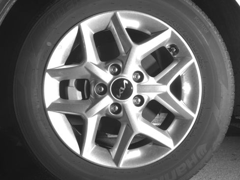 Used 2025 Kia Soul LX w/ LX Technology Package image 12