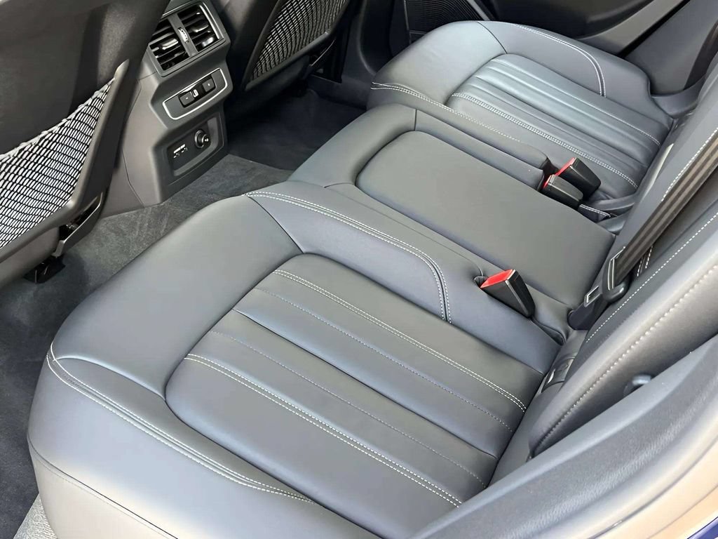 Used 2023 Audi Q5 2.0T Premium Plus w/ Premium Plus Package AWD/4WD image 16