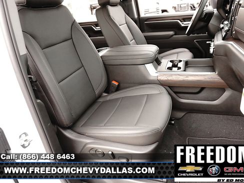 New 2025 GMC Sierra 2500 SLT w/ Texas SLT Premium Package image 15