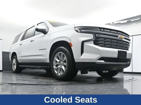 Used 2023 Chevrolet Suburban Premier image 22