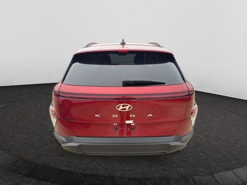 Used 2024 Hyundai Kona SEL w/ Convenience Package image 4