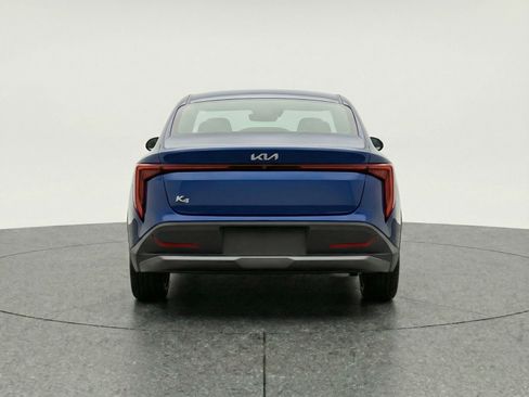 Used 2025 Kia K4 LXS image 7