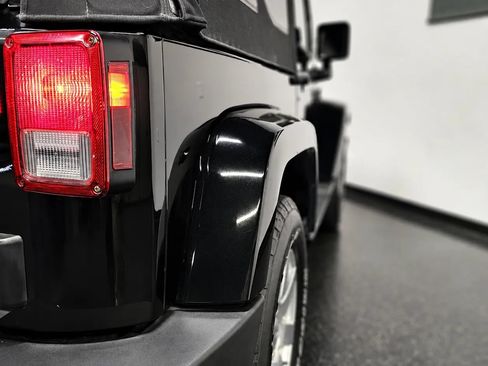 Used 2013 Jeep Wrangler Sahara w/ Connectivity Group AWD/4WD image 30