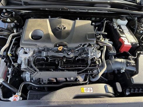 Used 2023 Toyota Camry SE image 21