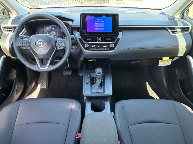 Certified 2026 Toyota Corolla Cross LE FWD image 19