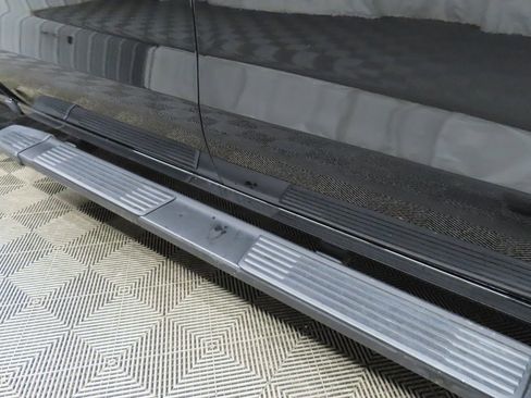 Used 2025 GMC Sierra 1500 Elevation image 44