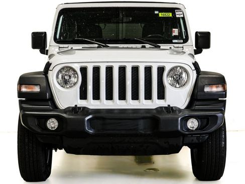 Used 2023 Jeep Wrangler Unlimited Sport w/ Sun And Sound Package AWD/4WD image 2