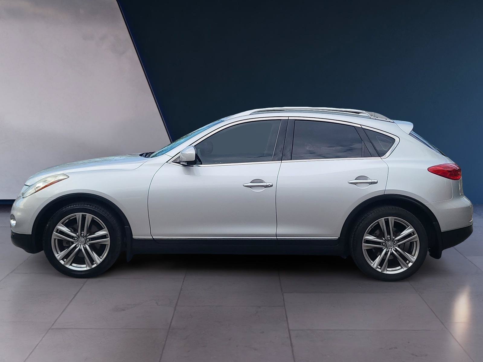 Used 2012 INFINITI EX35 Journey w/ Premium Pkg RWD image 2