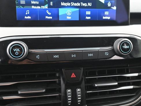 Used 2022 Ford Escape SEL w/ Technology Package image 15