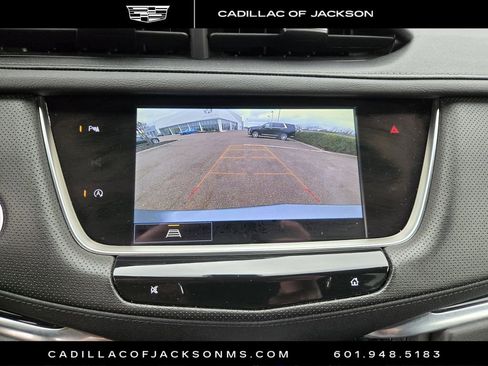 Used 2025 Cadillac XT5 Premium Luxury image 4