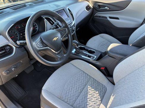 Certified 2024 Chevrolet Equinox LS FWD image 19