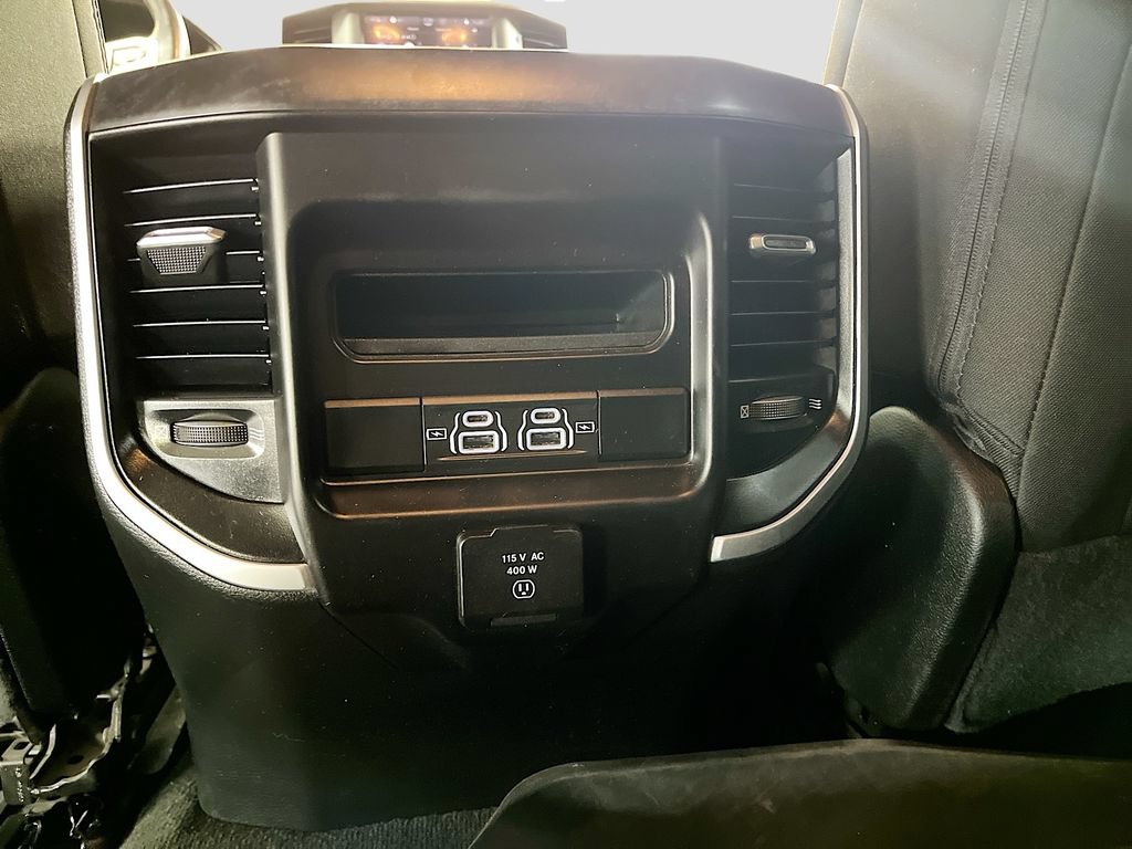 Used 2022 RAM 1500 Big Horn AWD/4WD image 25