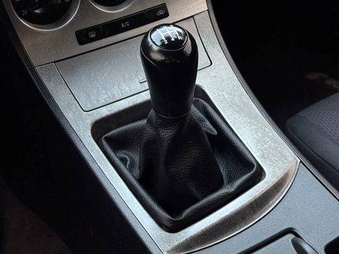 Used 2010 MAZDA MAZDA3 i Sport image 26