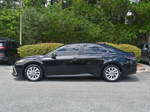 Used 2024 Toyota Camry LE w/ Convenience Package FWD image 2