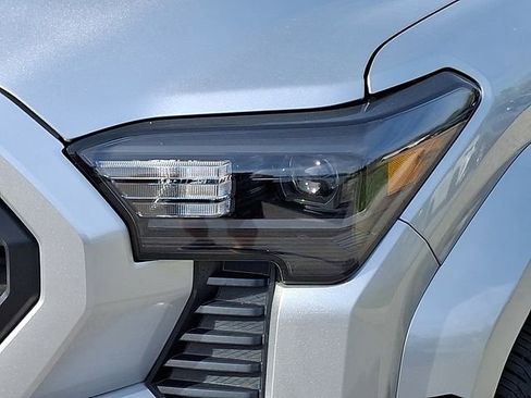 Certified 2025 Toyota Tacoma TRD Sport w/ TRD Sport Upgrade Package image 9