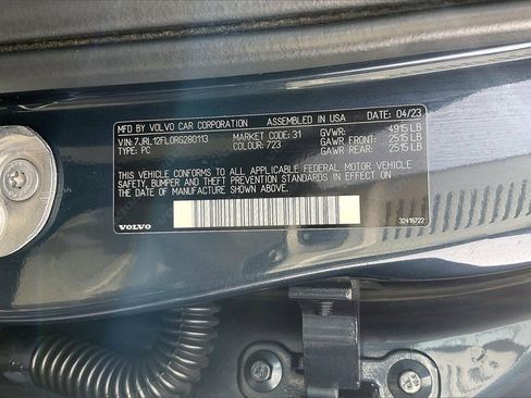 Used 2024 Volvo S60 B5 Plus image 31