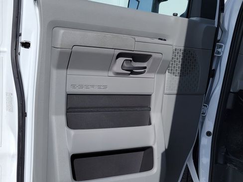 New 2025 Ford E-350 and Econoline 350 Super Duty w/ Power Equipment Group image 7