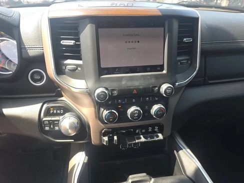 Used 2022 RAM 1500 Laramie AWD/4WD image 10