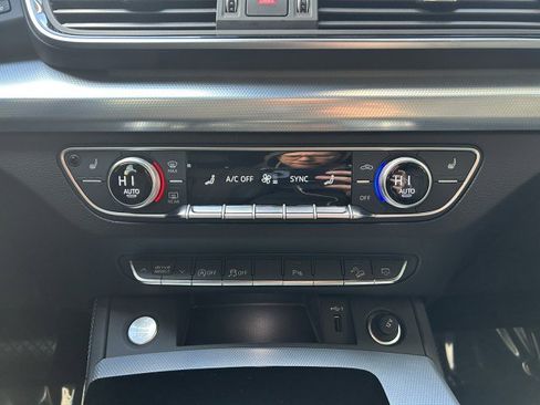 Certified 2025 Audi Q5 2.0T Premium Plus w/ Premium Plus Package image 15