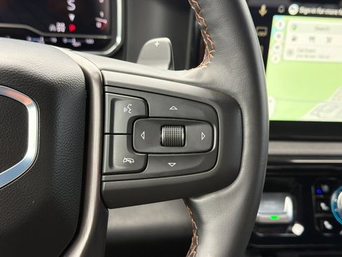 Used 2025 GMC Sierra 1500 AT4 AWD/4WD image 27