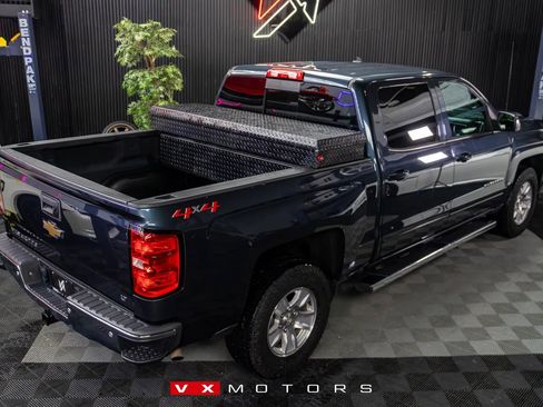 Used 2018 Chevrolet Silverado 1500 LT w/ All Star Edition image 19
