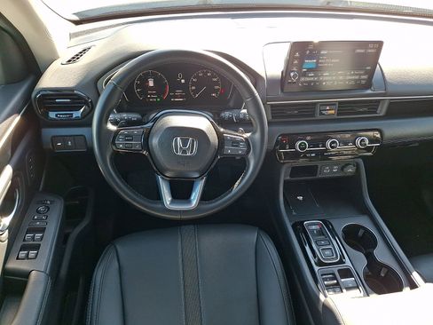 Used 2024 Honda Pilot EX-L image 11