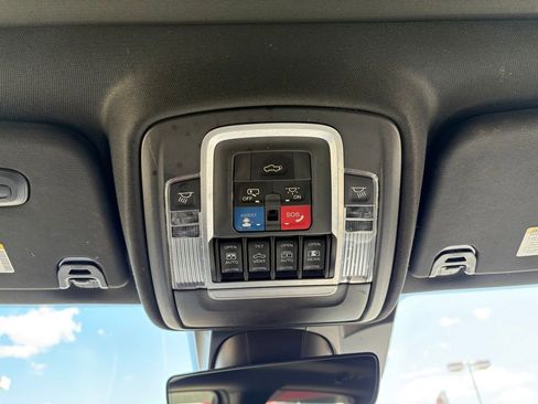 Used 2020 RAM 1500 Limited AWD/4WD image 23
