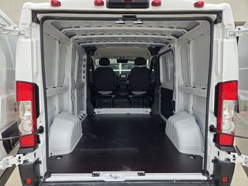 Used 2025 RAM ProMaster 1500 FWD image 32