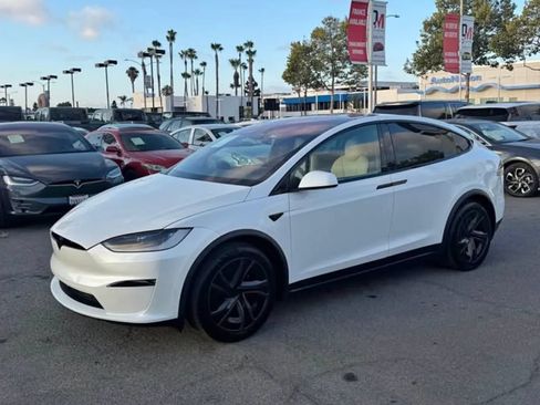 Used 2026 Tesla Model X AWD/4WD image 2