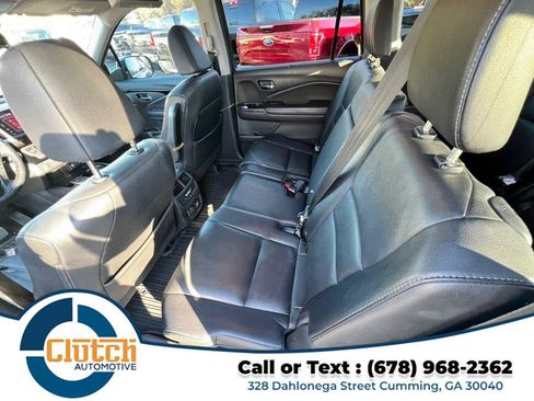 Used 2017 Honda Pilot Touring image 14